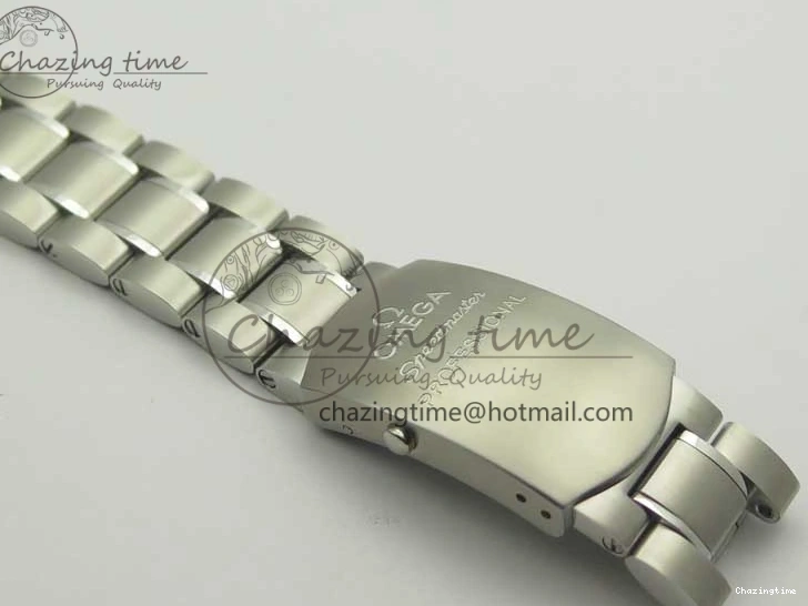 1227 Lightweight Speedmaster SS Snoopy OMF Best Edition White Dial on SS Bracelet Manual Winding Chrono Movement 7992